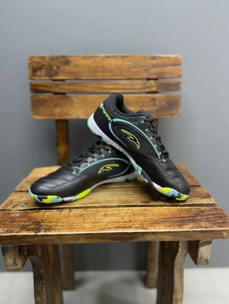 کفش خارجی مخصوص سالن فوتسال ماراتن maraton