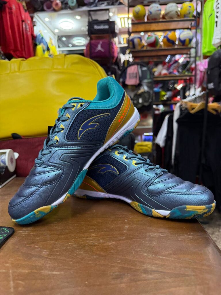 کفش خارجی مخصوص سالن فوتسال ماراتن maraton