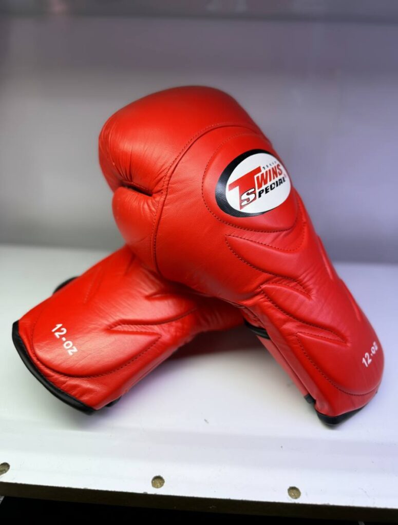 دستکش بوکس آتل دار تمام چرم توینز (Towins)