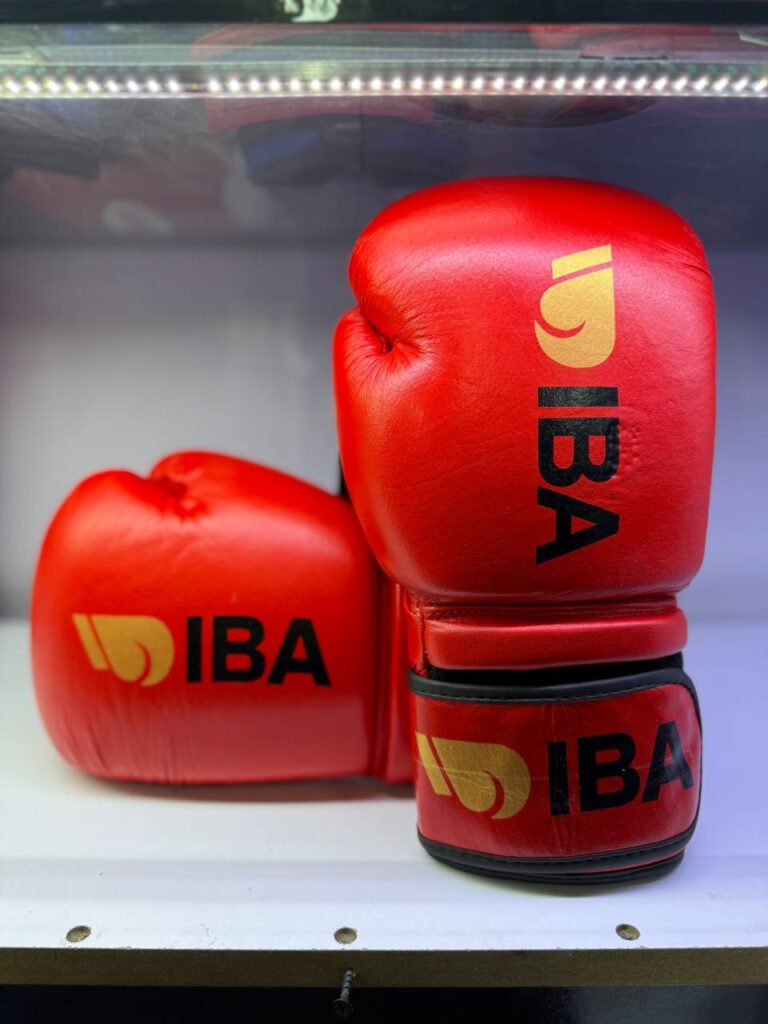 دستکش بوکس آیبا IBA(Red)