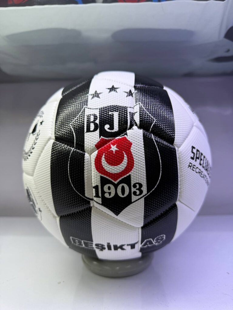 توپ فوتبال سایز ۵ طرح تیم بشیکتاش (BJK) | دوختی با رویه چرم برزنتی