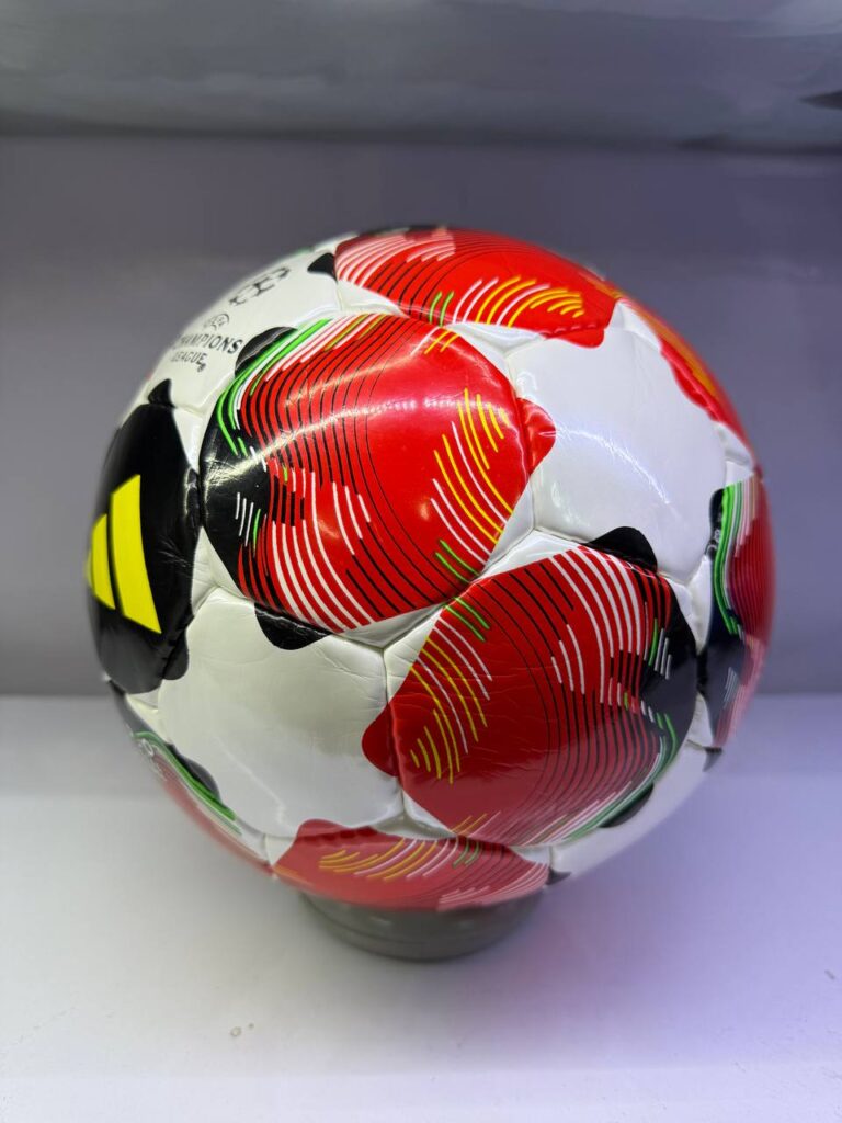 توپ فوتبال چمپیونزلیگ 2025 لیگ قهرمانان اروپا UCL دوختی سایز 5