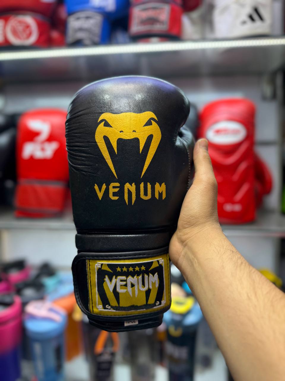 دستکش بوکس چرم ونوم مدل Razor