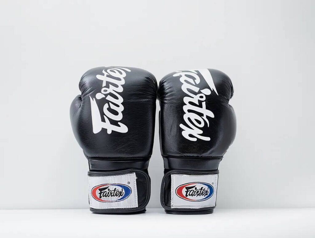 دستکش بوکس فرتکس fairtex(Black)