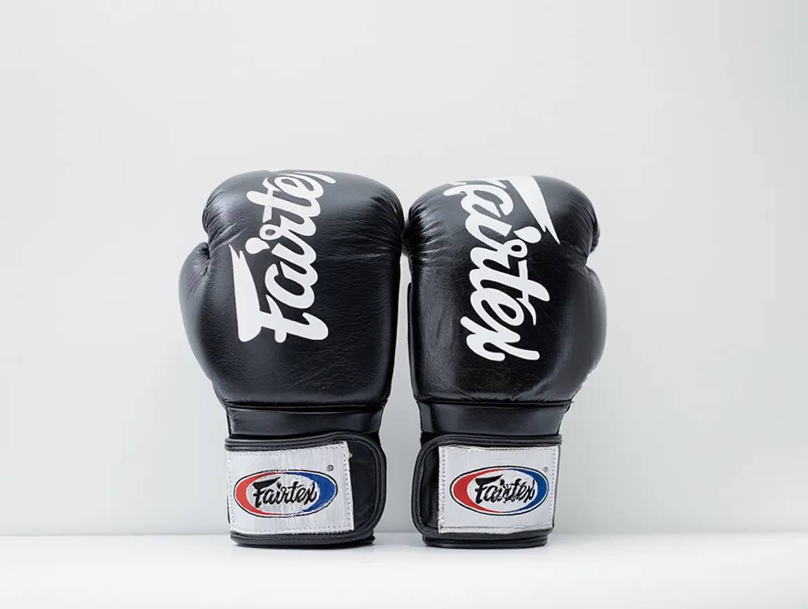 دستکش بوکس فرتکس fairtex(Black)
