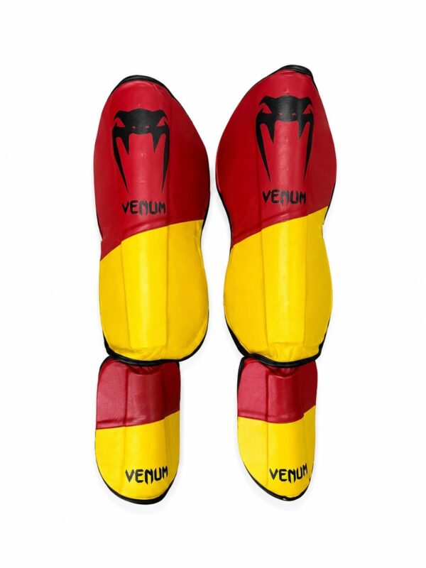ساق و روپا اسپارینگ تمام چرم(VENUM)